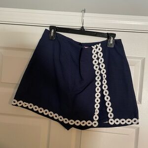 Lily Pulitzer classic navy and white skort